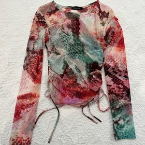 Sheer adjustable side shirt